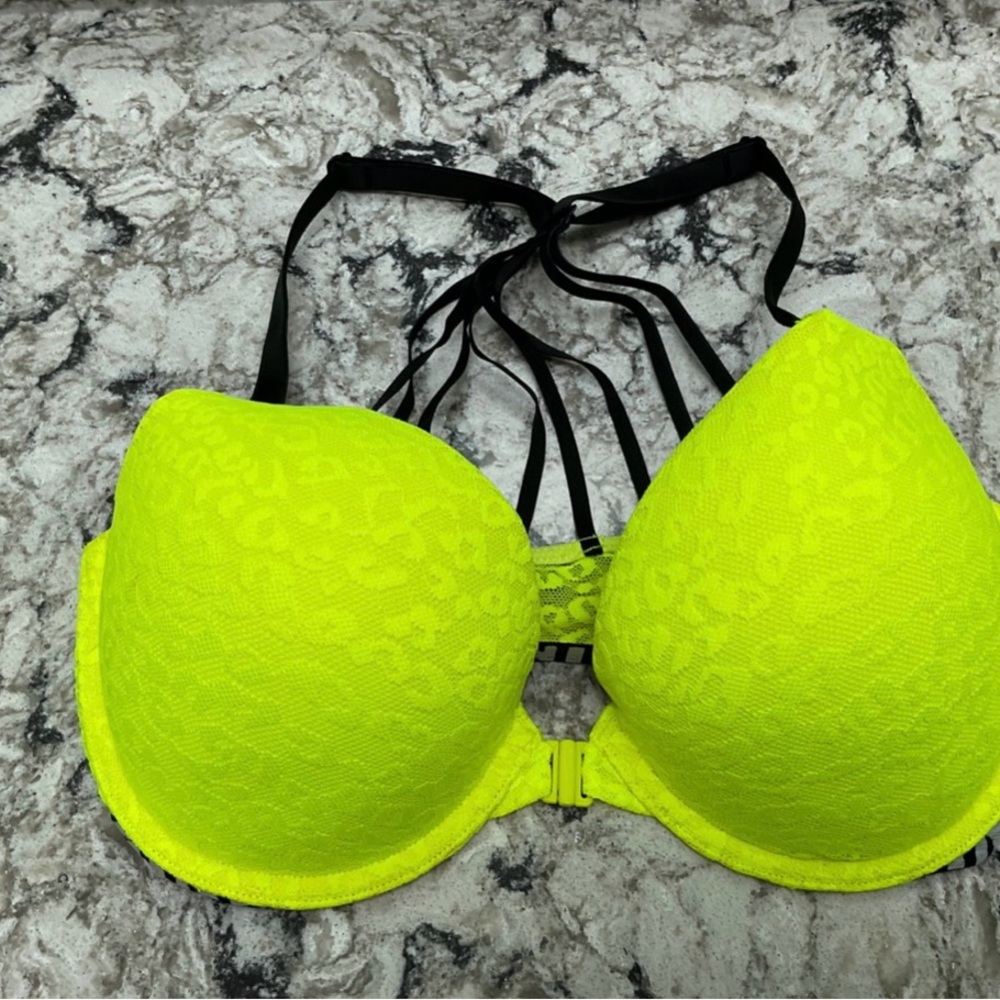 PINK Victoria's Secret Vibrant Yellow Lace Bra 32DD